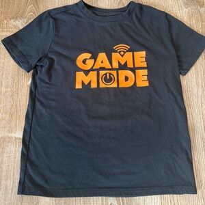 Little kids Cat & Jack black t-shirt size 6/7